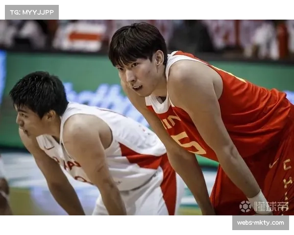 裁判频繁干扰陈垣宇发球失误 球迷愤怒错失战胜世界第七机会