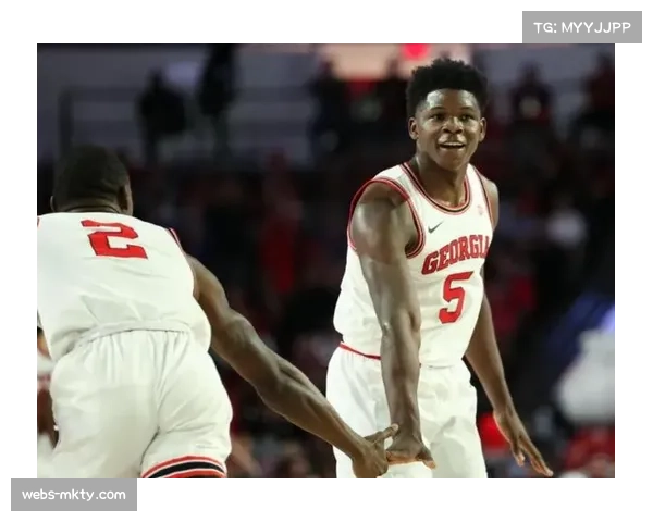 爱德华兹持续进化 森林狼围绕其建队的单打战术收效显著